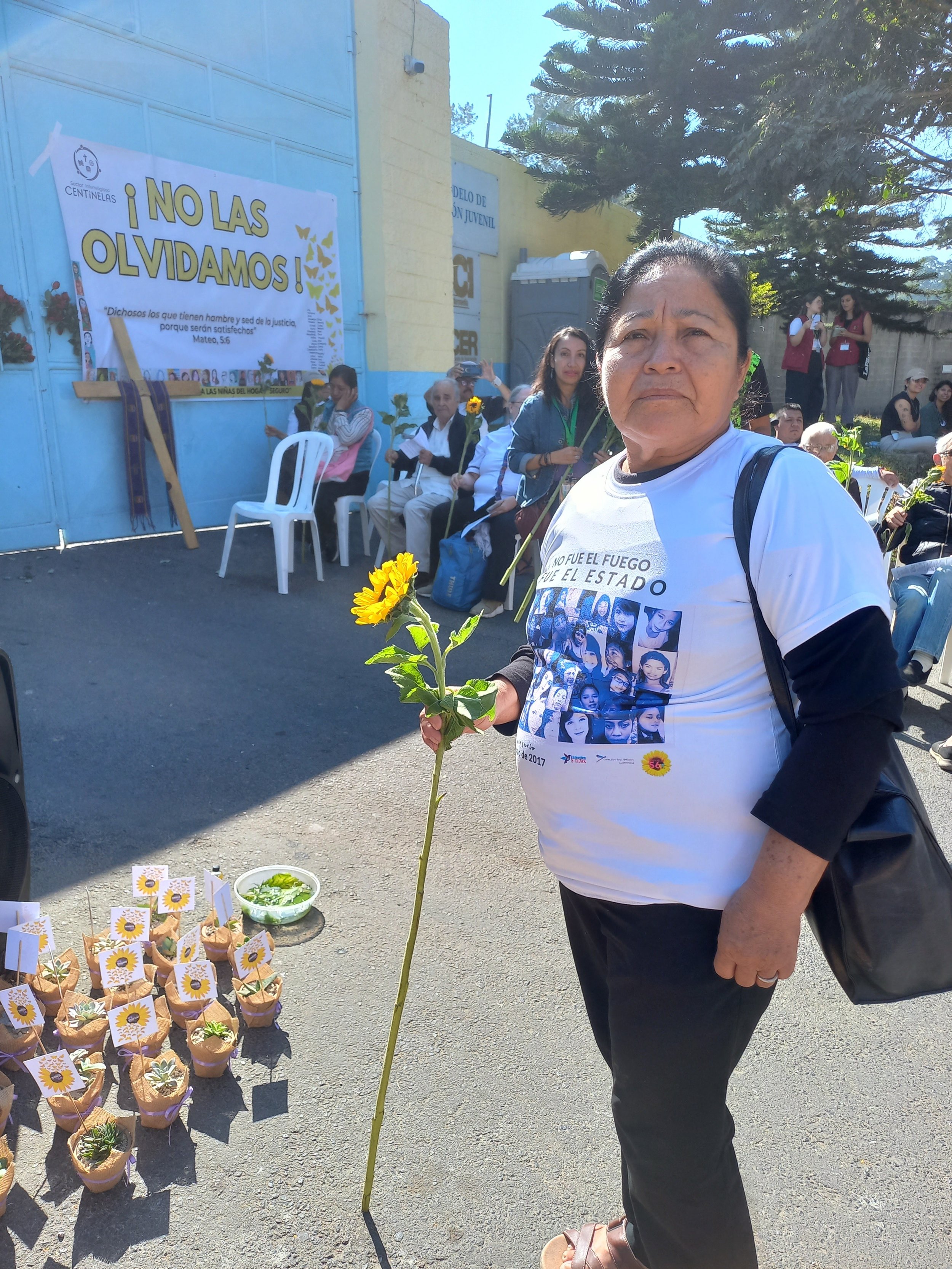  Hace dos años la madre de la niña Wendy Anaí Vividor Ramírez, quien murió en el incendio, fue asesinada, por lo que su abuela acude en su representación. Foto: Violeta Cetino 